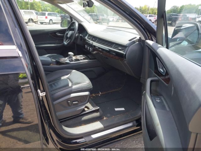 2018 AUDI Q7 WA1LAAF74JD034810 Photo 4