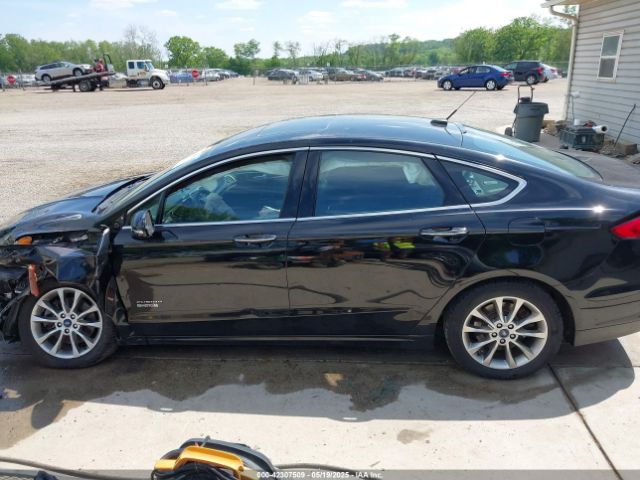 3FA6P0PU3HR106023 Ford Fusion Energi Se Luxury