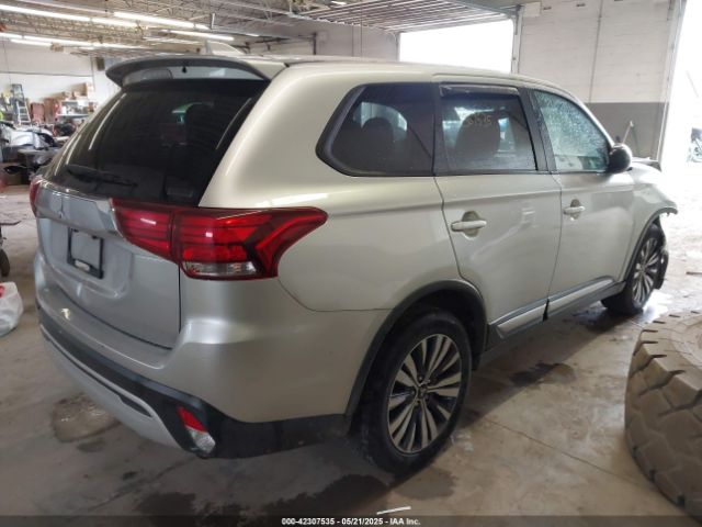 2020 MITSUBISHI OUTLANDER JA4AZ3A32LZ045956 Photo 3