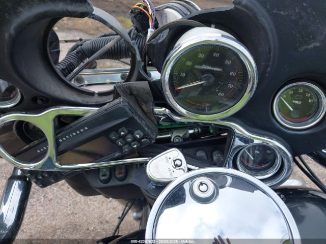 2007 HARLEY-DAVIDSON FLHTCUI 1HD1FC4167Y669195 Photo 6