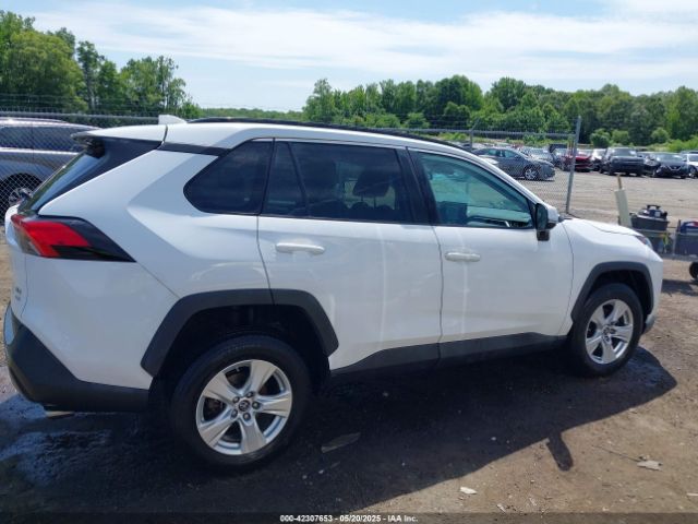 2T3P1RFV0KC007727 Toyota Rav4 Xle