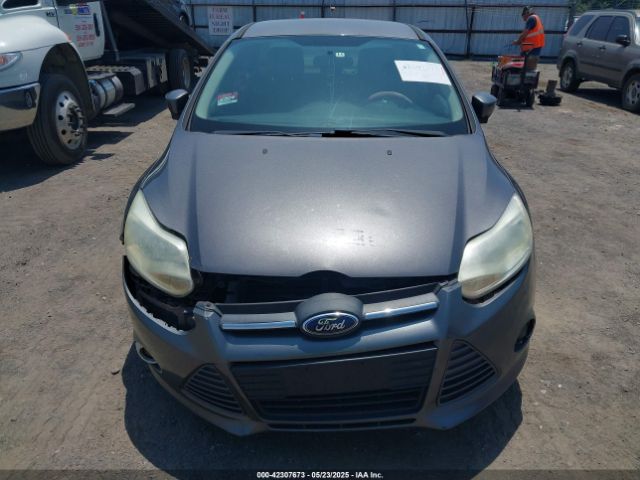 1FADP3F28EL336532 Ford FOCUS SE