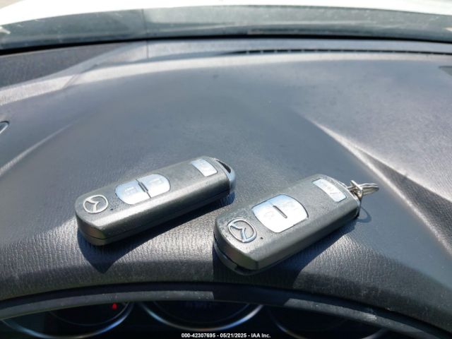 JM3KE2DY3G0813534 Mazda py