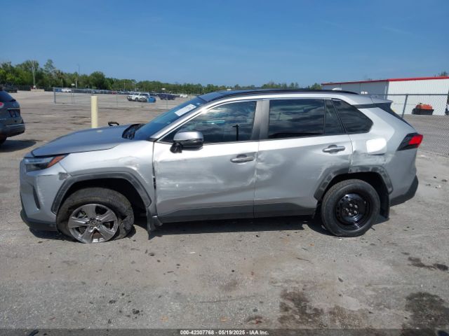 2T3W1RFV8RW345106 Toyota Rav4 Xle