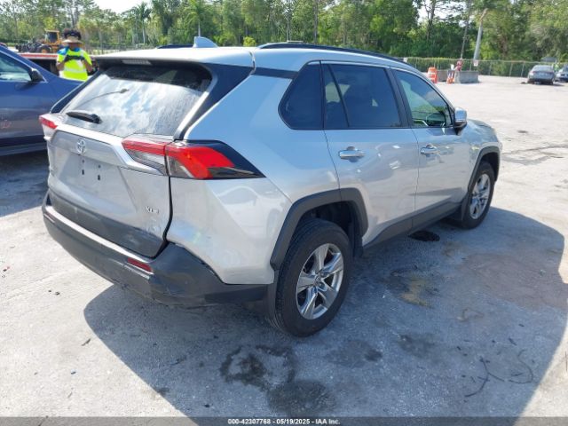 2T3W1RFV8RW345106 Toyota Rav4 Xle