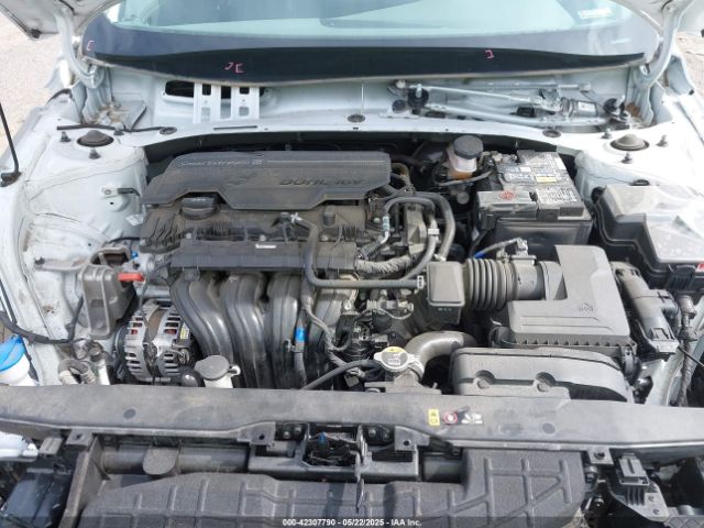5NPLS4AG4NH081332 Hyundai ELANTRA SEL
