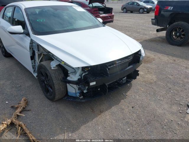 5NPLS4AG4NH081332 Hyundai ELANTRA SEL