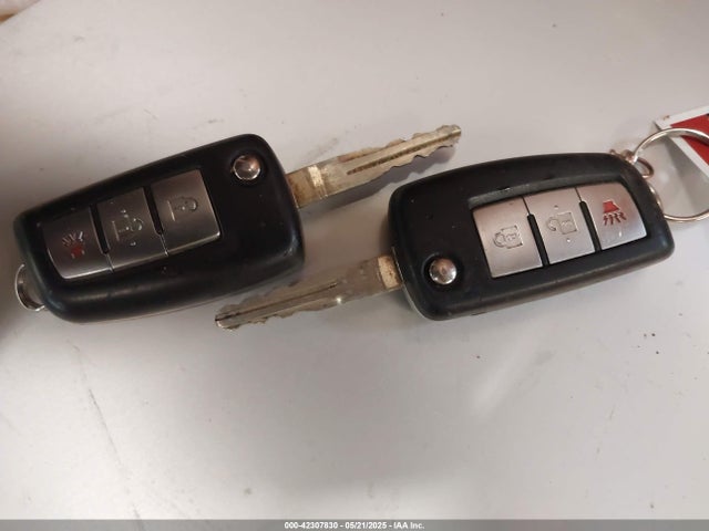 JN1BJ1CR9HW128710 Nissan Rogue Sport S