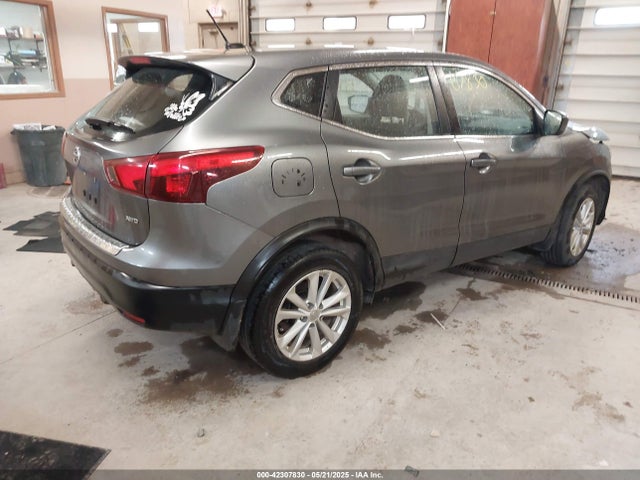 JN1BJ1CR9HW128710 Nissan Rogue Sport S