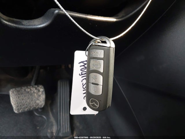 3MZBM1U70GM251387 Mazda pe