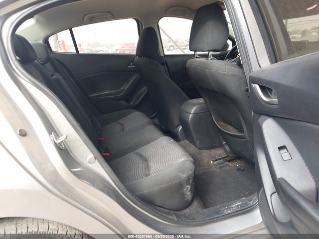 3MZBM1U70GM251387 Mazda pe