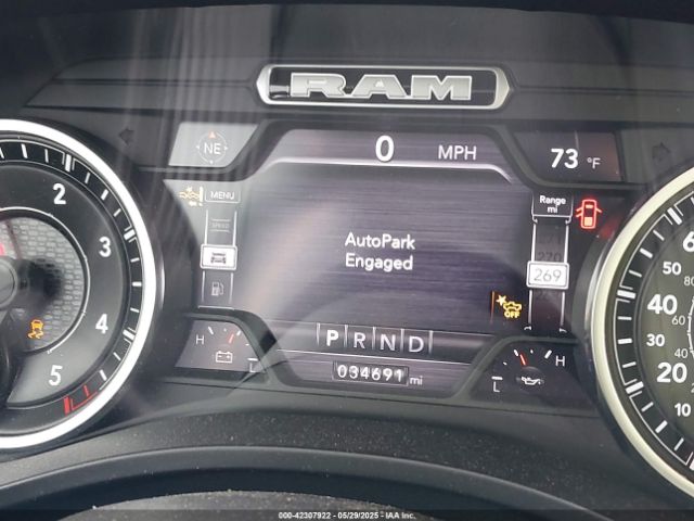 1C6RREJM5NN165734 RAM 1500 Laramie