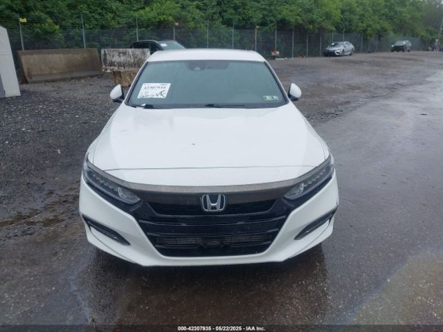 1HGCV1F38JA069845 Honda Accord Sport