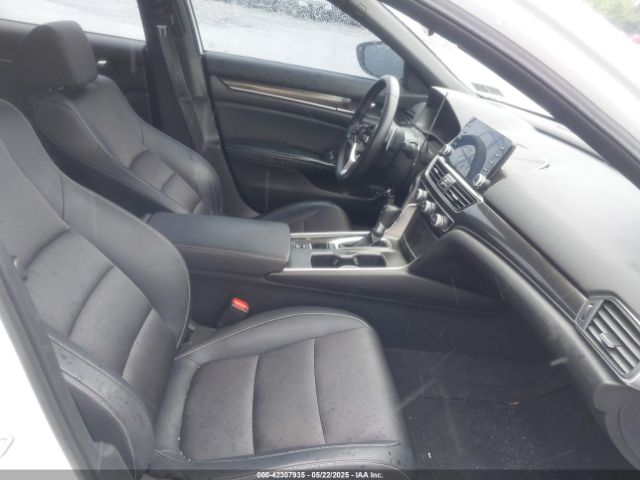 1HGCV1F38JA069845 Honda Accord Sport
