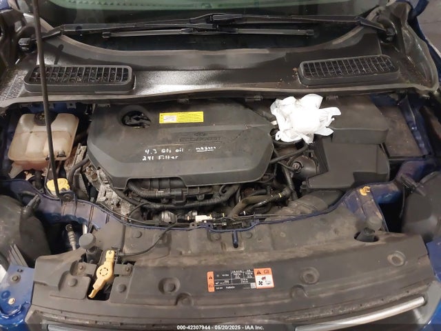 1FMCU9GX5GUA67541 Ford ESCAPE SE