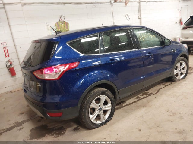 1FMCU9GX5GUA67541 Ford ESCAPE SE