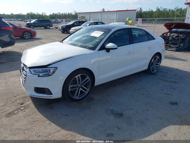 2020 AUDI A3 WAUAUGFFXLA005747 Photo 1