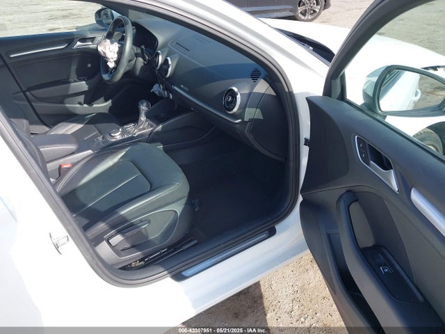 2020 AUDI A3 WAUAUGFFXLA005747 Photo 4