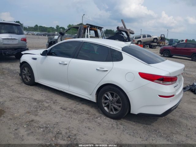2020 KIA OPTIMA 5XXGT4L3XLG385606 Photo 2