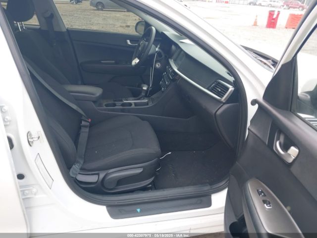 2020 KIA OPTIMA 5XXGT4L3XLG385606 Photo 4