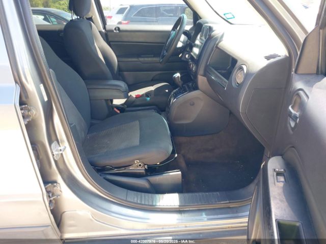 1C4NJPBB7ED509853 Jeep Patriot Sport