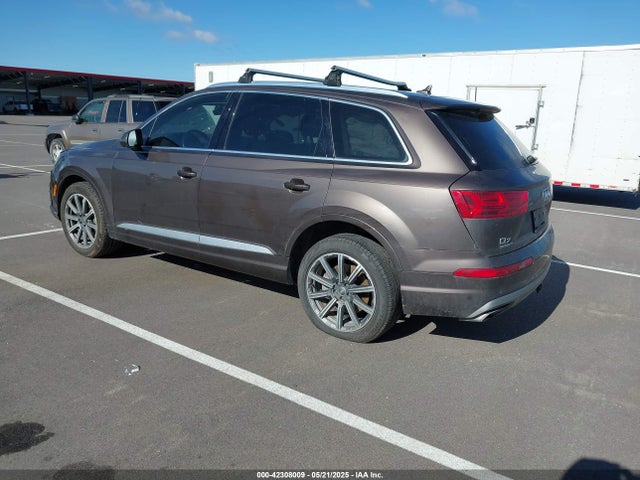 2018 AUDI Q7 WA1VAAF72JD020364 Photo 2