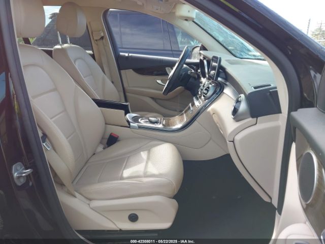 2017 MERCEDES-BENZ GLC 300 WDC0G4JB4HV008484 Photo 4