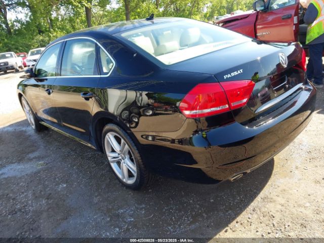 1VWBN7A37EC002696 Volkswagen Passat 2.0l Tdi Se