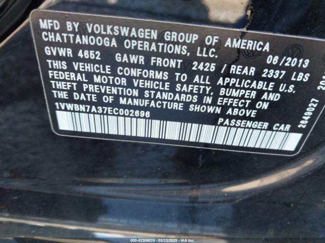 1VWBN7A37EC002696 Volkswagen Passat 2.0l Tdi Se