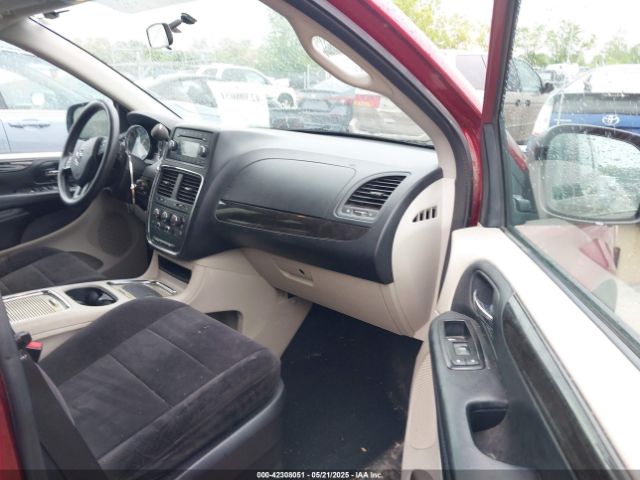 2C4RDGCG5ER153581 Dodge Grand Caravan Sxt