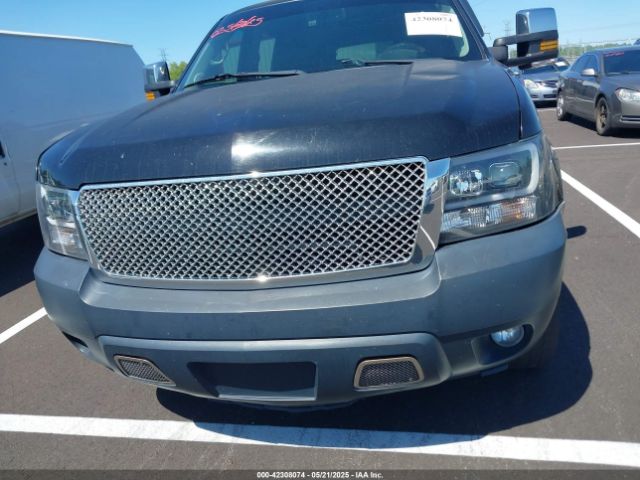 1GNSCJE02ER116017 Chevrolet Suburban 1500 Lt