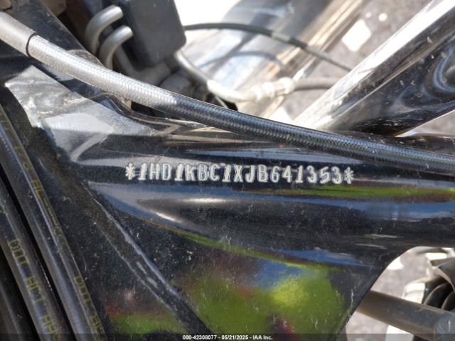 2018 HARLEY-DAVIDSON FLHX 1HD1KBC1XJB641353 Photo 9