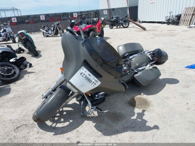 2018 HARLEY-DAVIDSON FLHX 1HD1KBC1XJB641353 Photo 1