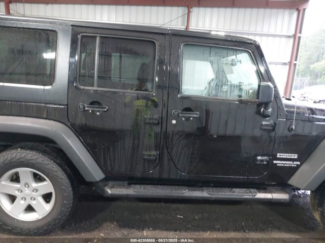 1C4HJWDG5FL670693 Jeep Wrangler Unlimited Sport