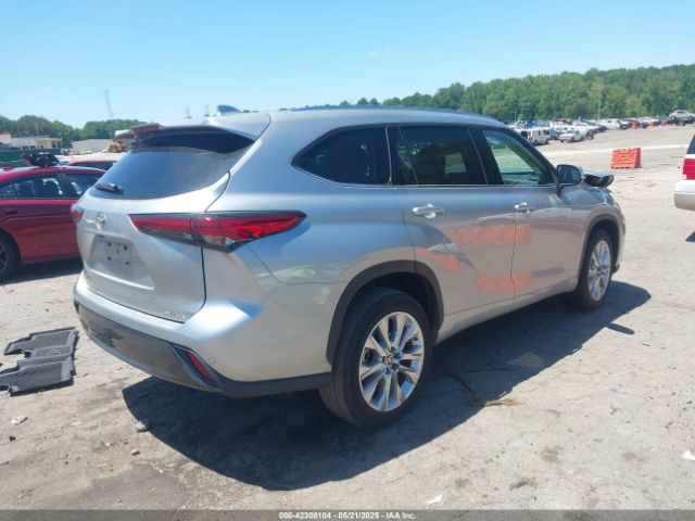 2021 TOYOTA HIGHLANDER 5TDYZRAH0MS089945 Photo 3