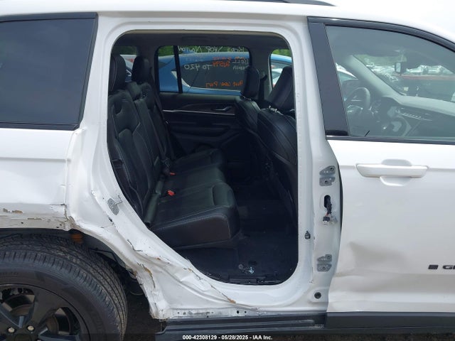 Jeep Grand Cherokee 2023 1C4RJHBG4PC506923 Image 19