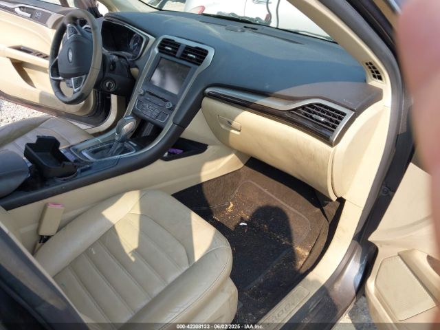 1FA6P0HD2G5121595 Ford FUSION SE
