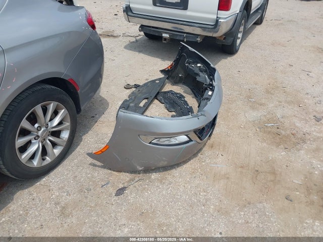 Продаж на аукціоні авто 2015 Chrysler 200 C, vin: 1C3CCCCBXFN703382, номер лоту: 42308180