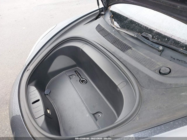5YJ3E1EA4KF435551 Tesla 2019