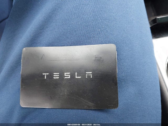 5YJ3E1EA4KF435551 Tesla 2019