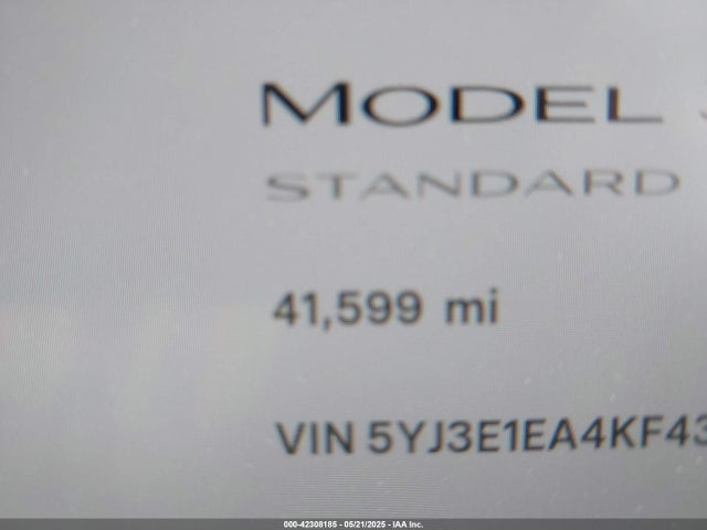 5YJ3E1EA4KF435551 Tesla 2019