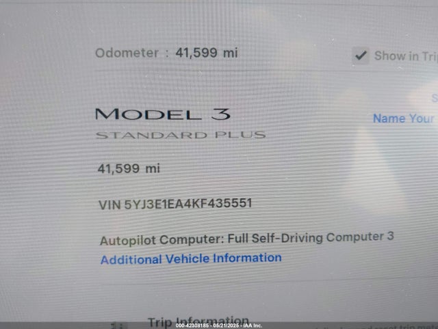 5YJ3E1EA4KF435551 Tesla 2019