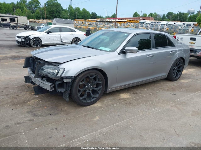 2018 Chrysler 300 300s მანქანა იყიდება აუქციონზე, vin: 2C3CCABG4JH264070, აუქციონის ნომერი: 42308249