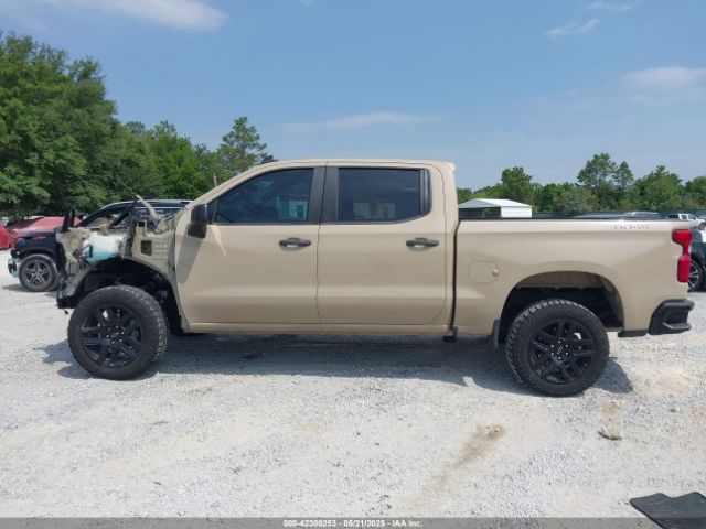 3GCPDCED1NG639300 Chevrolet Silverado 1500 4wd  Short Bed Custom Trail Boss