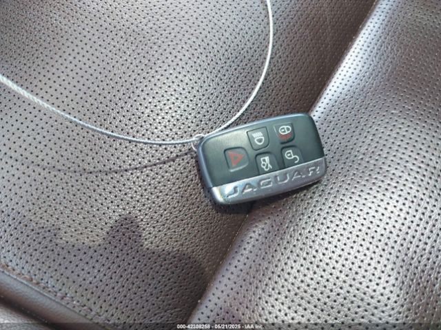 2016 JAGUAR XF SAJBF4BV2GCY03006 Photo 10