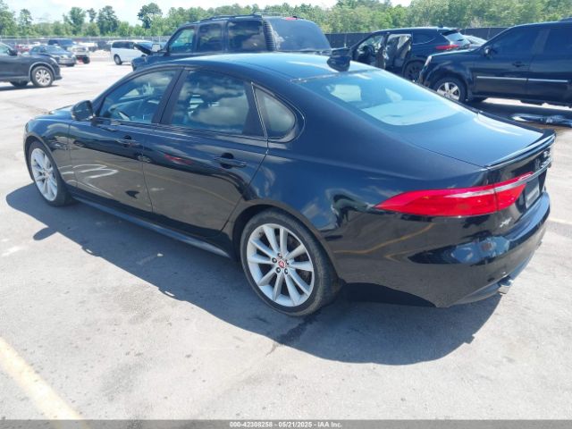 2016 JAGUAR XF SAJBF4BV2GCY03006 Photo 2