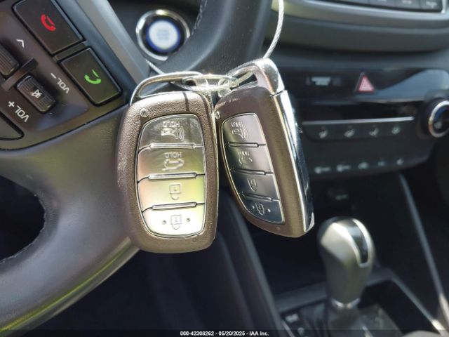 2017 HYUNDAI TUCSON KM8J33A25HU358014 Photo 10