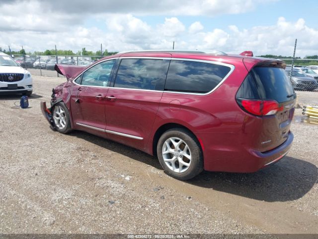 2018 CHRYSLER PACIFICA 2C4RC1BG2JR158779 Photo 2