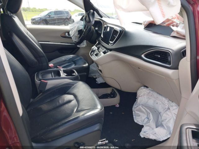 2018 CHRYSLER PACIFICA 2C4RC1BG2JR158779 Photo 4
