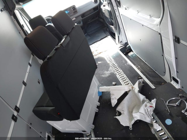 W1Y4NDHY5PT151232 Mercedes-Benz Sprinter 2500 High Roof 4-cyl Diesel Ho